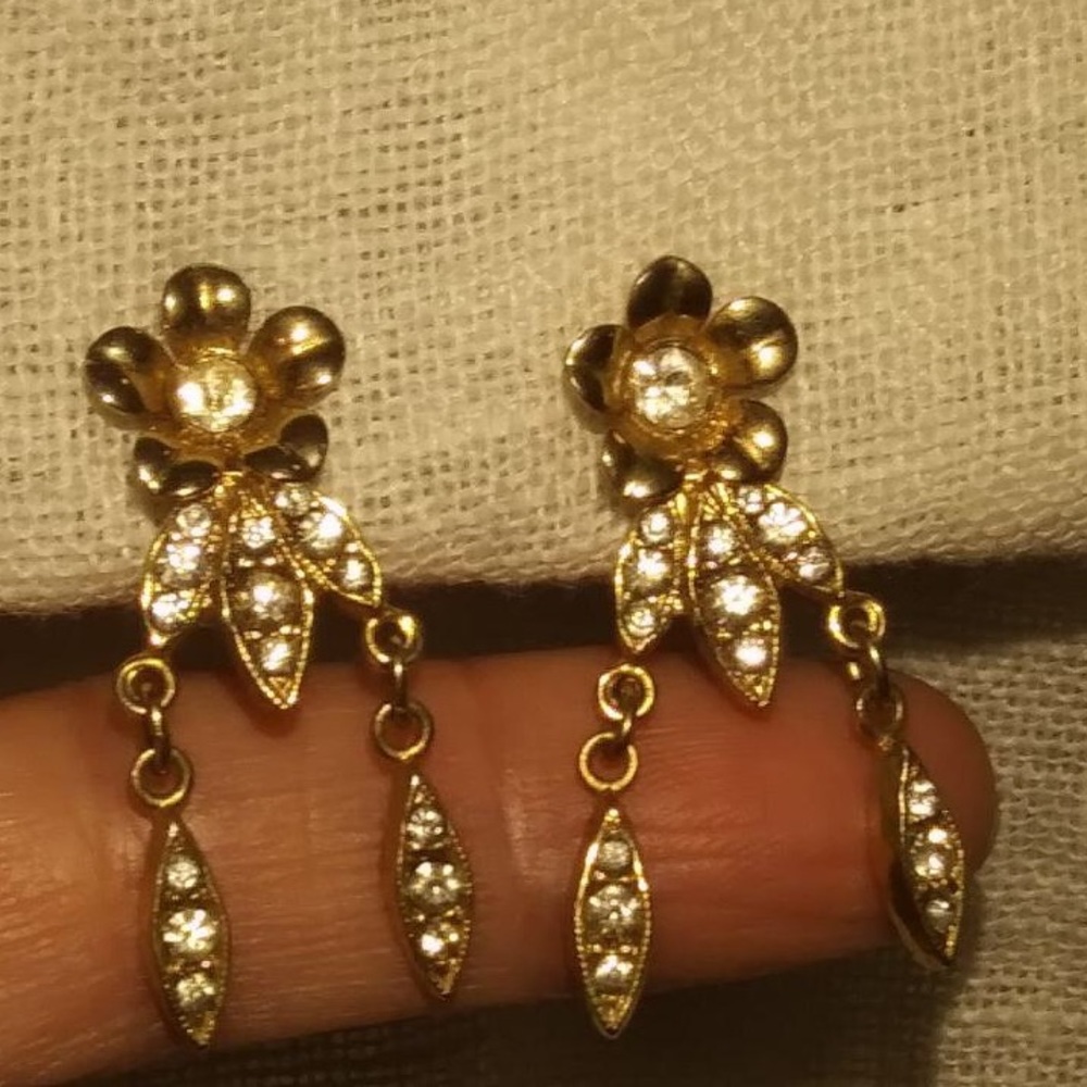 Vintage clip on earrings